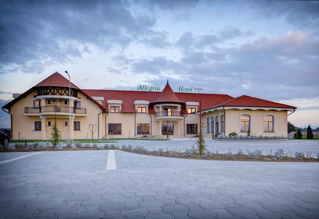 Allegria Hotel Alba Iulia Exteriér fotografie